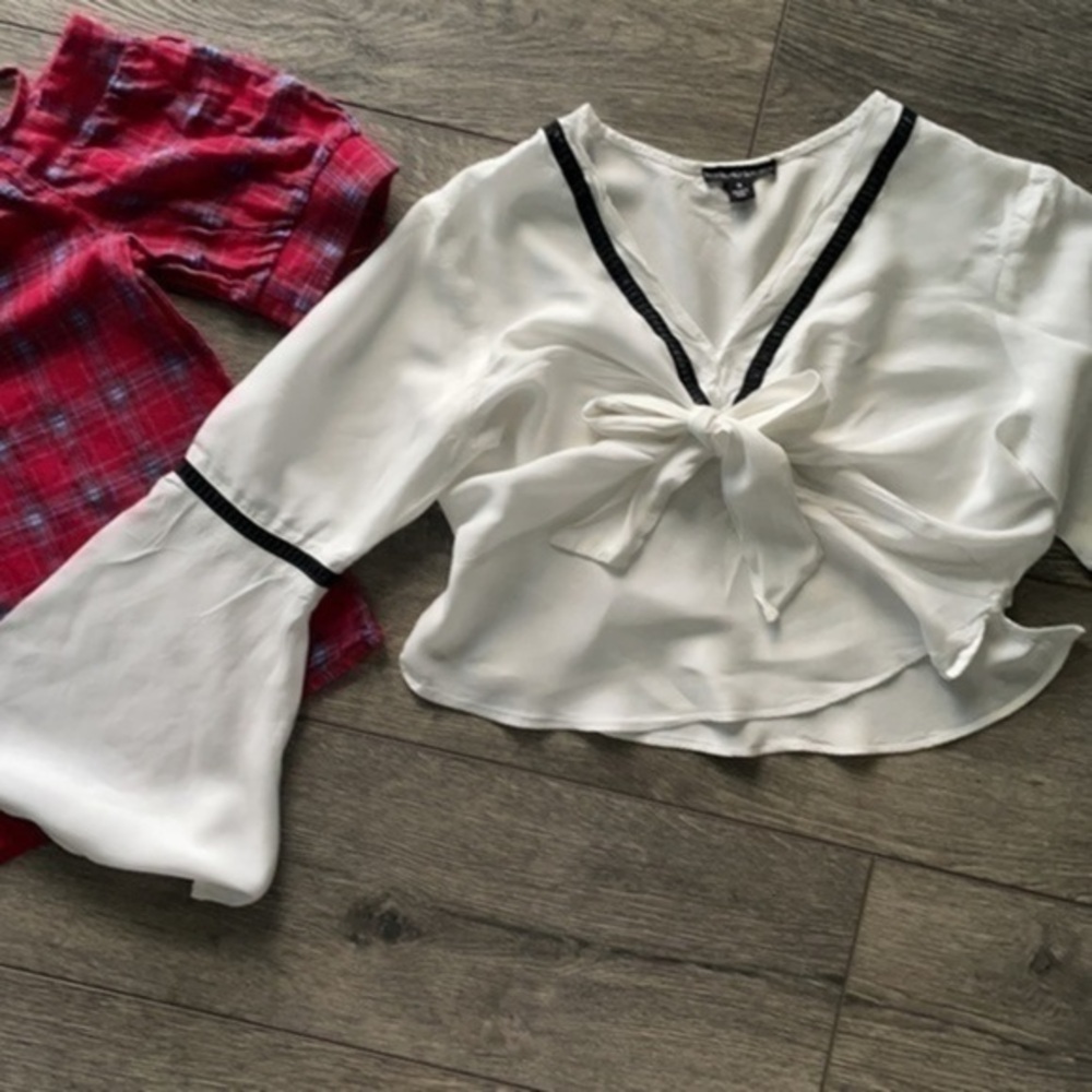 Paper crane tops Two trendy tops size Small Paper Crane/Thread